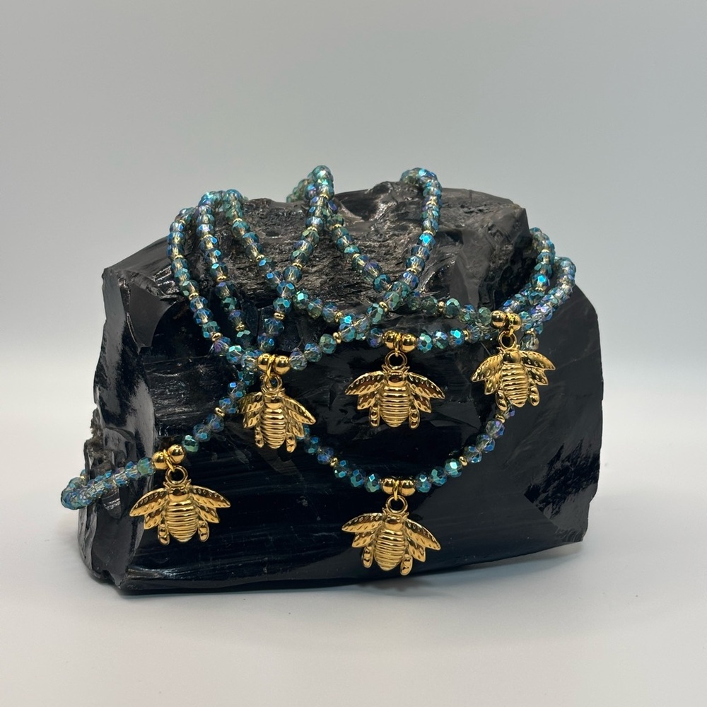 *ANKLET* Gold Bee & AB Peridot Shimmer Stretchy Anklet